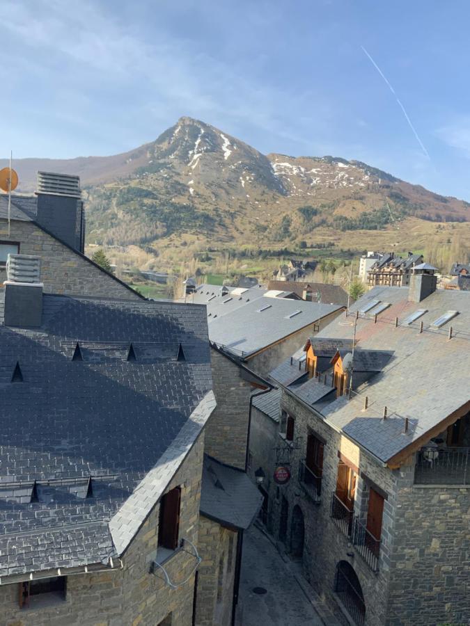 Esplendido Atico En Sallent Con Vistas Sallent de Gállego Exterior foto