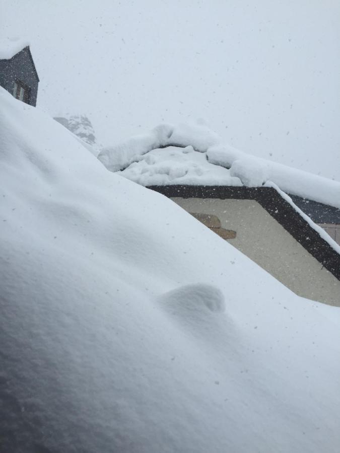 Esplendido Atico En Sallent Con Vistas Sallent de Gállego Exterior foto